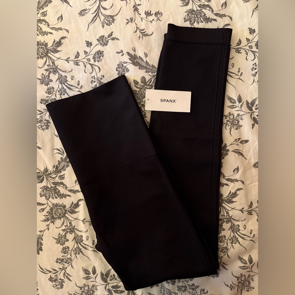 SPANX 🐦‍⬛ Classic Ankle Leggings | Black, Size Large